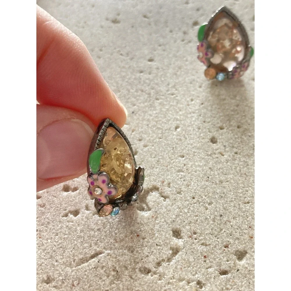 Whimsical Teardrop Rhinestone Enamel Floral Stud Earrings Champagne Stone‎